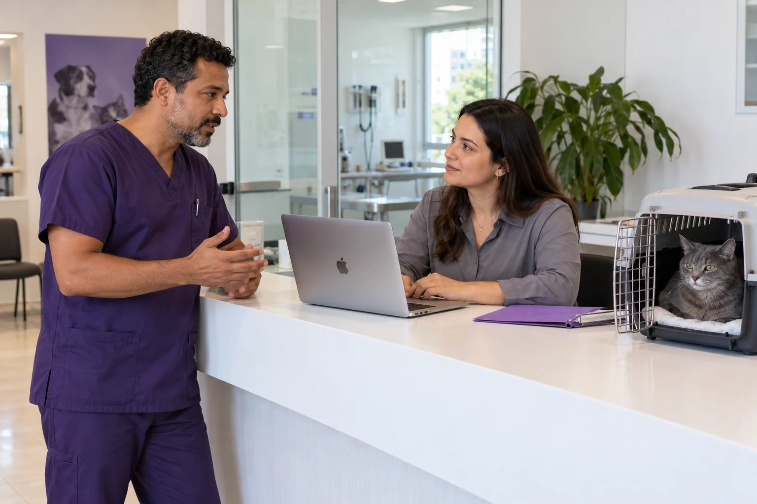 Veterinarian speaking with a receptionist in a Brazilian clinic